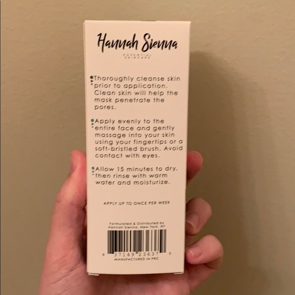 BRAND NEW! Hannah Sienna Purifying Charcoal Mask - Picture 4 of 5